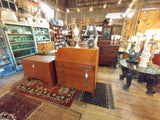 Antiques, Art, Lighting, Fine home furnishings at NORTHUP GALLERY BARN